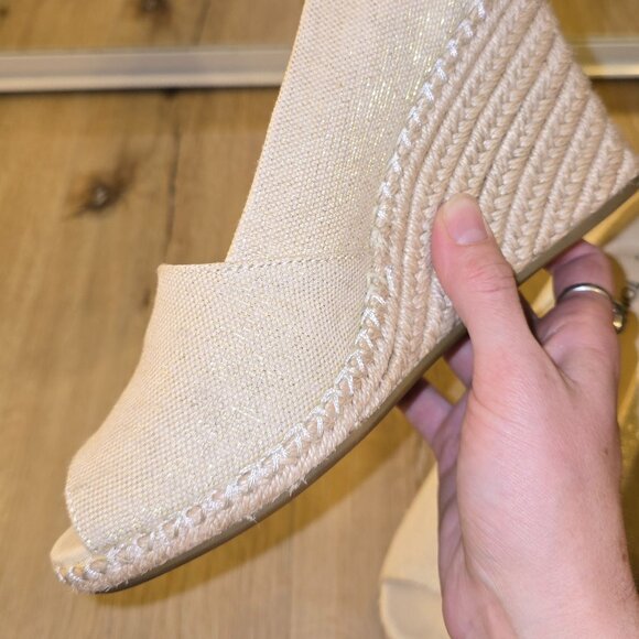 Toms Wedges - Picture 3 of 8